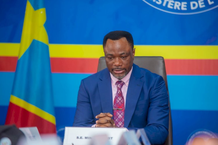 EPST : le ministre Tony Mwaba Kazadi a lancé les travaux d'évaluation de la feuille de route des actions menées au quatrième trimestre 2023 à la DINACOPE