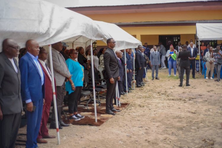 EPST :  Tony Mwaba a inauguré les nouveaux bâtiments du CS Maman Sifa 