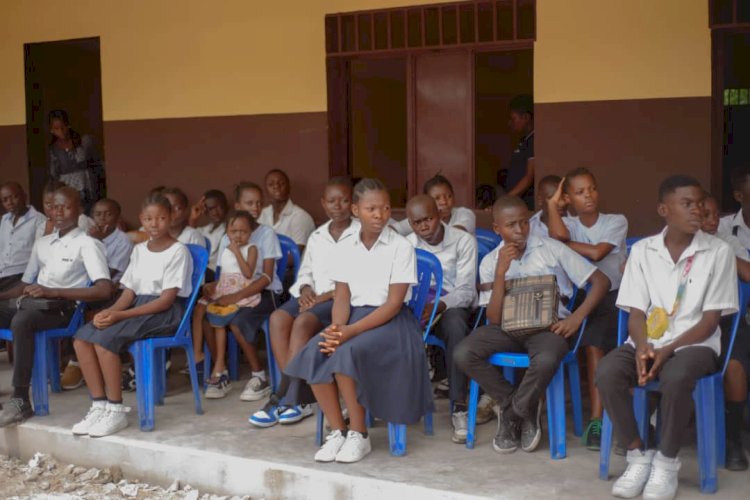 EPST :  Tony Mwaba a inauguré les nouveaux bâtiments du CS Maman Sifa 