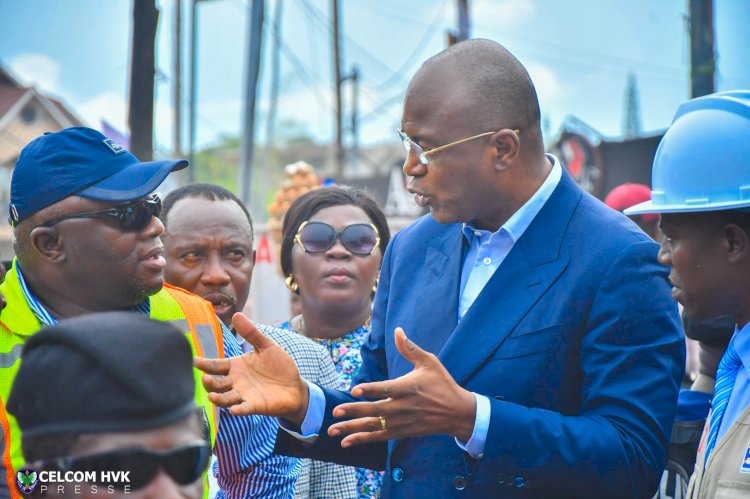 Kinshasa: le Gouverneur Gentiny Ngobila lance les travaux de construction d'un collecteur sur la rivière Gombe au Camp Lufungula