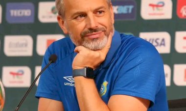 Sébastien Desabre prolonge son contrat à la tête des léopards