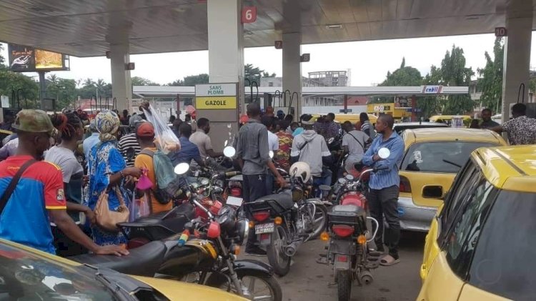 Kinshasa : le carburant devient une denrée rare