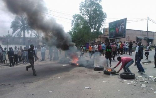 Kinshasa : les jeunes de l'UDPS barricadent une partie de Limete