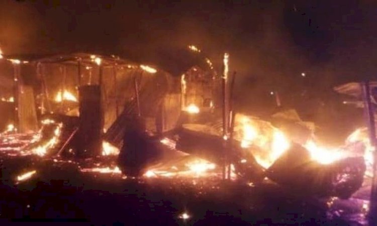 Kinshasa - Marché de Matete : l'incendie est parti d'un tas d'immondices brûlés