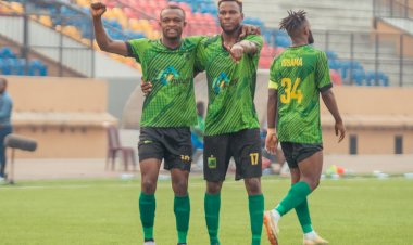 Vita marche sur Nouvelle Vie Bomoko et s'en va en demi-finale