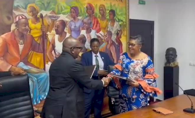 Judith Suminwa prend officiellement possession de la primature