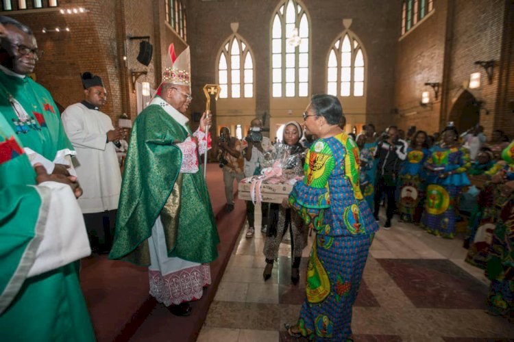 Judith Suminwa sollicite l'aide de l'église pour endiguer l'insécurité à l'Est du pays