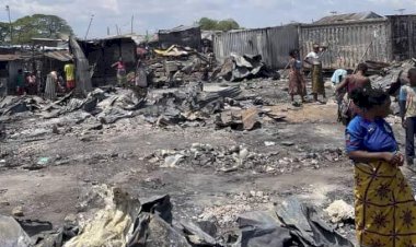 Kinshasa : Pakadjuma en feu, plusieurs maisons calcinées