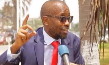 RDC: Le Professeur  Sekimonyo Contredit Félix Tshisekedi