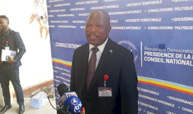 Gouvernement d'union nationale : André Mbata encourage l'initiative