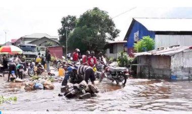Matete : Les habitants du quartier Dingi Dingi obligés d'abandonner leurs maisons suite à la crue de la rivière N'Djili